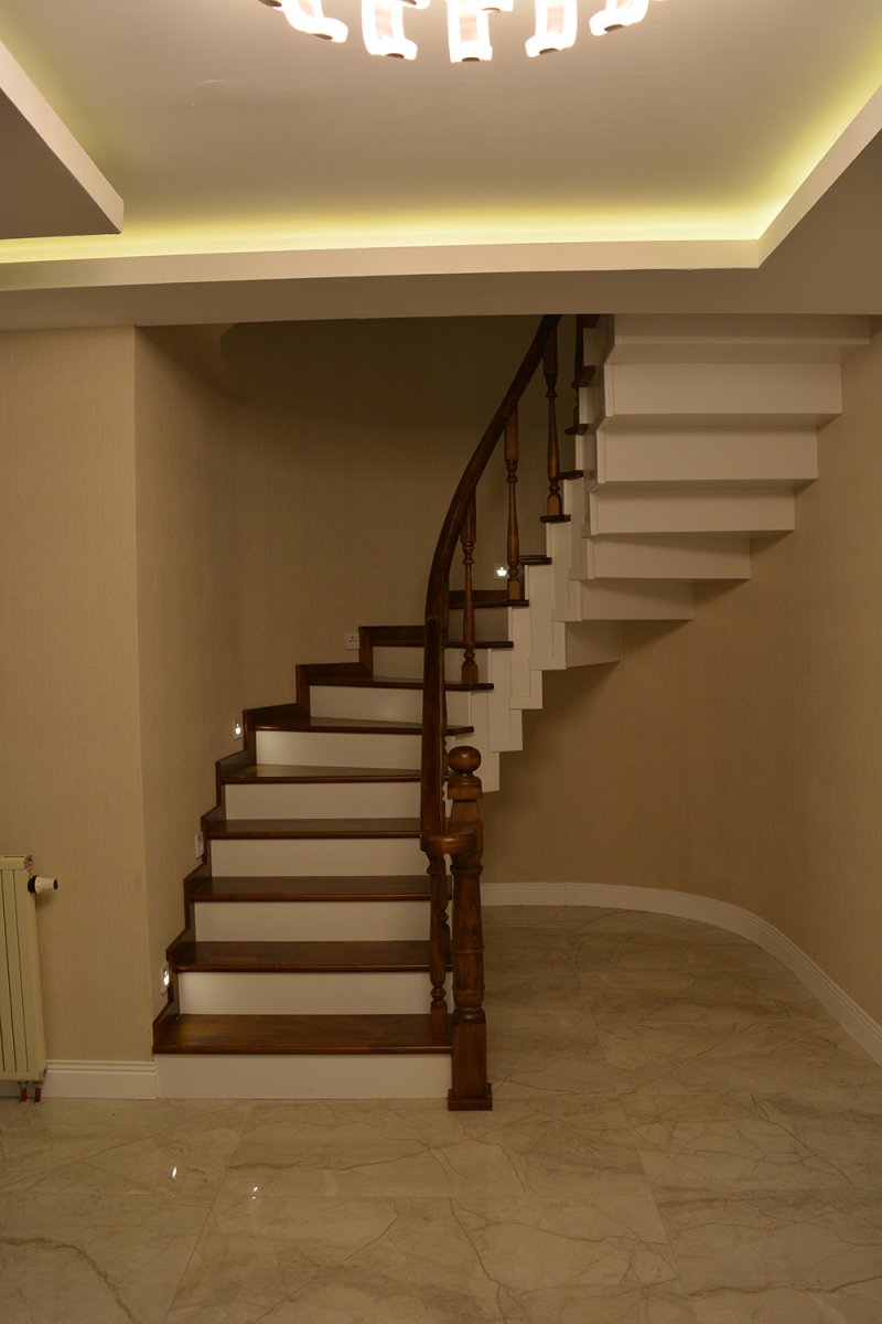 Çınar Ahşap | AHŞAP MERDİVEN