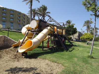 Çınar Ahşap | NET HOLDİNG - MERİT PARK OTEL - KIBRIS