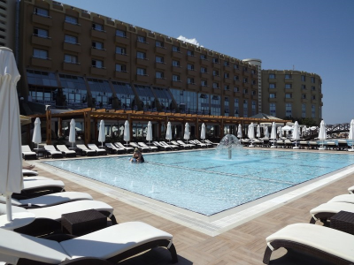 Çınar Ahşap | NET HOLDİNG - MERİT PARK OTEL - KIBRIS