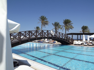 Çınar Ahşap | NET HOLDİNG - MERİT PARK OTEL - KIBRIS