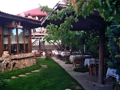 Çınar Ahşap | HAZBAHÇE RESTAURANT - KONYA